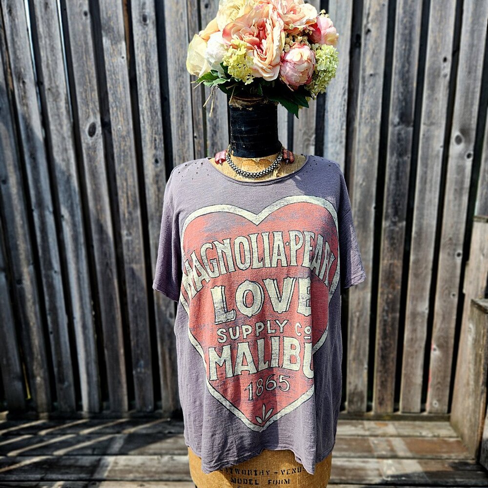 Magnolia Pearl Love Supply Co. Malibu Tee T Shirt Ozzy Heart 1865